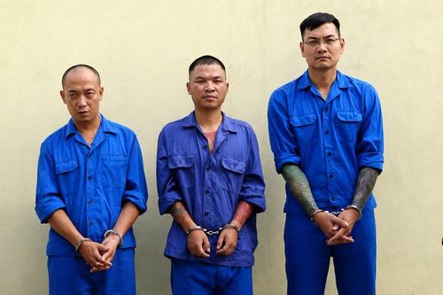 Điện thoại thành công cụ 'gài bẫy' giữa đường: Chuyên gia cảnh báo điều ít biết