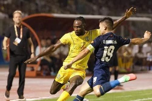 Vòng 6 V.League 2026/27: Chia điểm với CAHN, SLNA đánh mất ngôi đầu