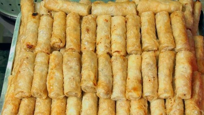  Chả giò. 
