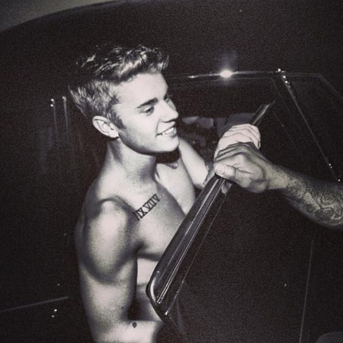  Không thể phủ nhận Justin Bieber rất nỗ lực trong việc giữ gìn body chuẩn. 