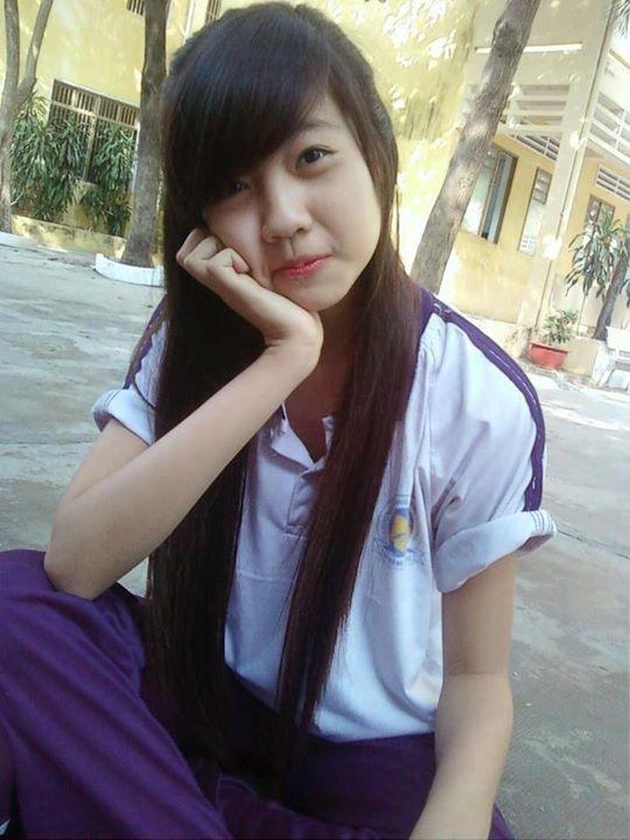  Trang cá nhân của Hoàng Thanh có gần 30 nghìn người đăng ký theo dõi. Cô bạn rất chịu khó chia sẻ, cập nhật những bức ảnh đáng yêu của mình cho bạn bè.