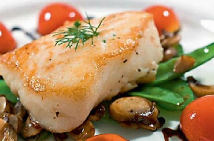 Gà mái tơ 2.500 bảng. 