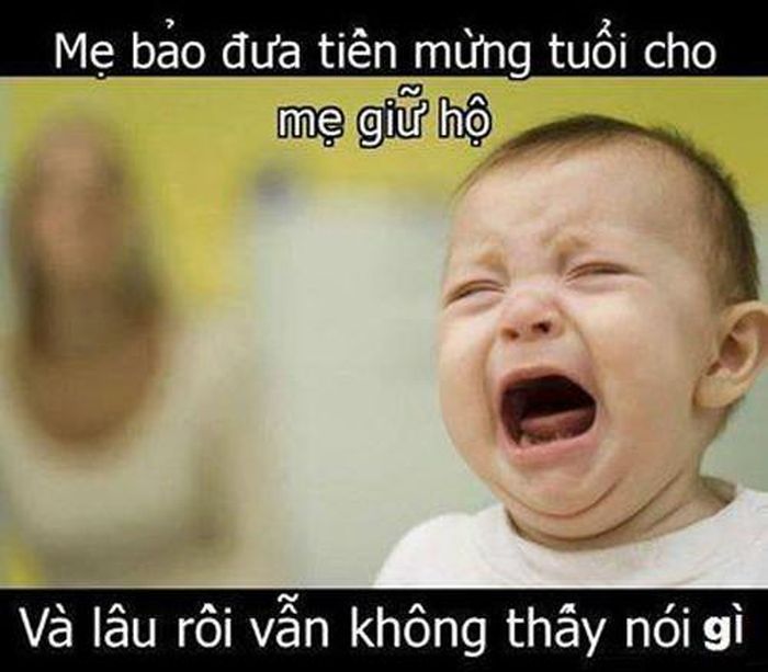  Phản ứng của con trẻ khi mẹ bảo giữ hộ tiền lì xì. 