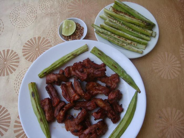 Sụn lạc đà nướng.