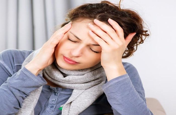 Đáng lo ngại là những hóa chất trôi nổi, không rõ nguồn gốc, diệt càng nhanh càng độc được tiêu thụ khá nhiều. Các loại khí bình xịt có trong không khí, dễ dàng xâm nhập vào cơ thể thông qua hô hấp và da, nếu quá liều lượng sẽ gây khó thở, dị ứng ngoài da.