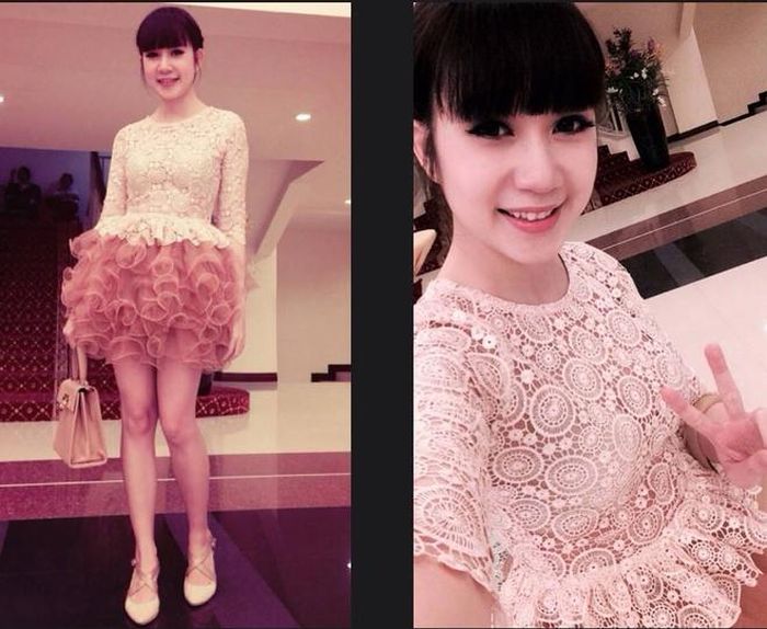 Chất liệu ren voan đi cùng nhau ăn ý. Tông màu hồng ửng cam nhã nhặn mang lại hình ảnh tiểu thư lãng mạn cho người mặc.