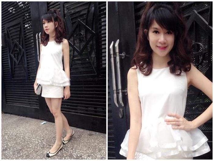 Hình ảnh mới nhất của Minh Hà trong giai đoạn mang thai lần 3. Trông cựu hot girl vẫn rất xinh xắn, gọn gàng và thanh lịch. Cô diện bộ đầm dáng peplum màu trắng nhã nhặn, giúp Minh Hà che vòng hai đang thay dần thay đổi. Kiểu tóc mái ngố, uốn xoăn quen thuộc giúp cựu hot girl trông trẻ trung, nữ tính hơn.