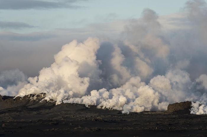  Cảnh báo quanh khu vực núi lửa Bardarbunga đã được nhà chức trách Iceland nâng lên mức màu vàng.