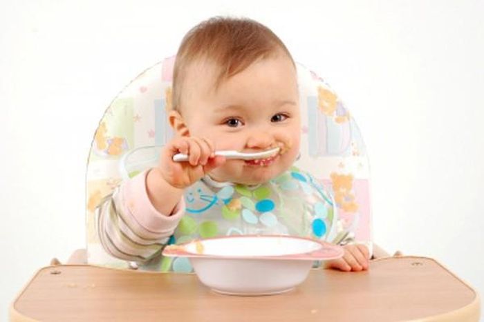  Nếu lạm dụng men tiêu hóa trong thời gian dài sẽ gây tác dụng ngược do lượng men tiêu hóa được cung cấp nhiều từ bên ngoài trong thời gian dài sẽ giết chết những vi khuẩn có lợi.