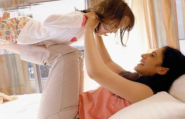 Tận hưởng cuộc sống: Cuộc sống vui vẻ và ít lo âu sẽ giúp cơ thể giảm mắc nhiều bệnh. Hãy giữ cuộc sống cân bằng và cải thiện đời sống tinh thần để luôn trẻ khỏe. 