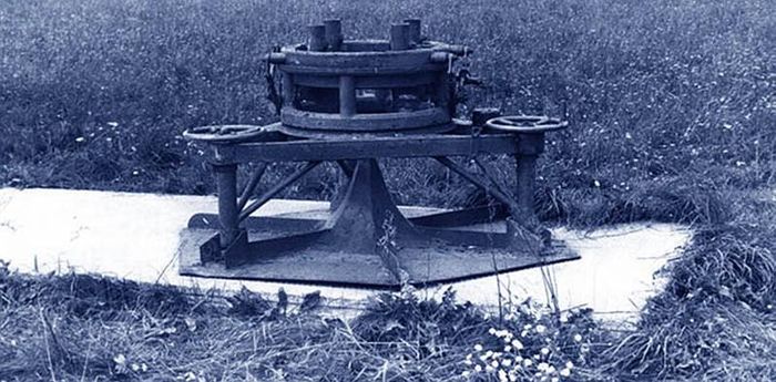 Bệ phóng cố định của S-25.