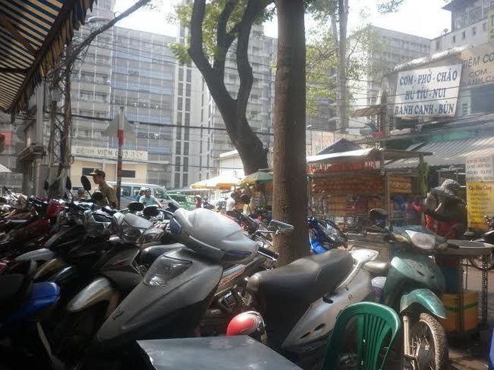 Bãi giữ xe có giá 1,5 tỉ