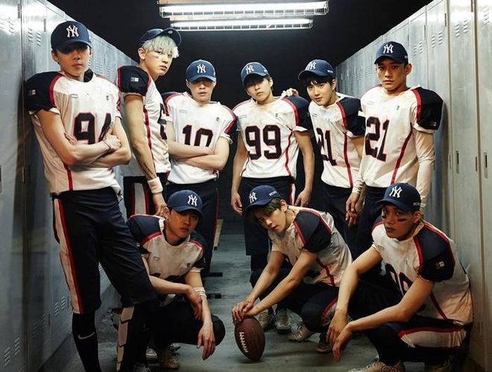 Tạo hình của EXO trong Love Me Right.
