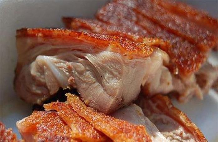 Trước gà tây, tầng lớp lao động ăn thịt ngỗng dịp Giáng sinh cho đến triều đại Nữ hoàng Victoria.