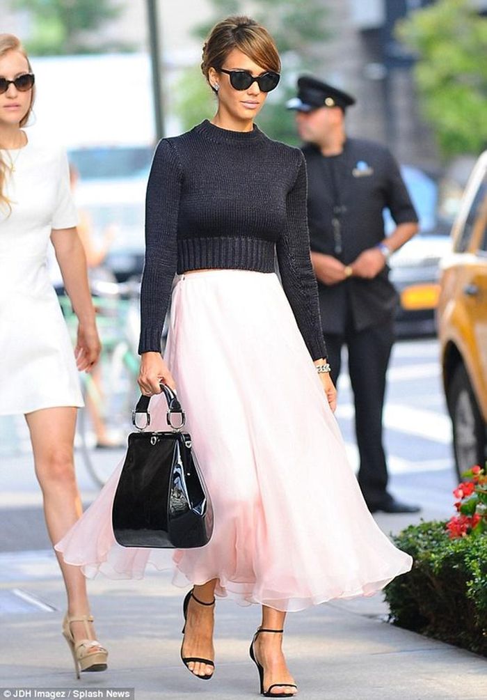  Đây cũng là item được diễn viên Jessica Alba mê mẩn. 