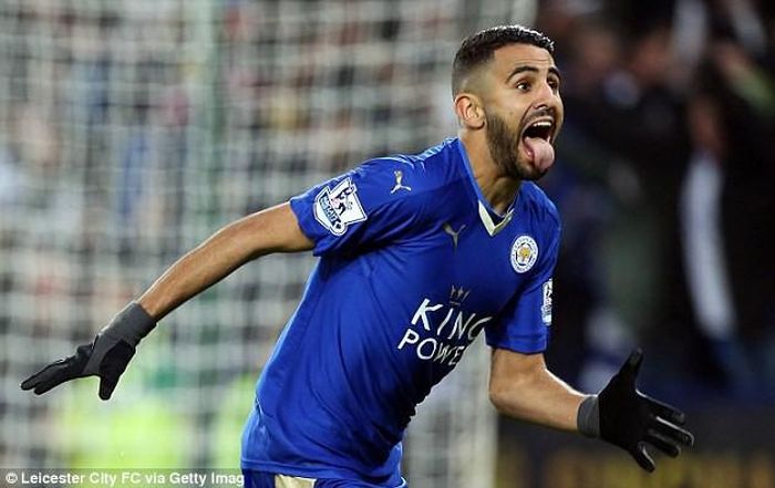 Chức vô địch giải Ngoại hạng Anh của Leicester City có phần công không nhỏ của Mahrez. Sự khôn ngoan và những tình huống đi bóng sở trường đã khiến nhiều đối thủ không thể bắt kịp cầu thủ Algeria này. Cũng chính nhờ đó, anh ẵm luôn giải cầu thủ xuất sắc nhất mùa giải.