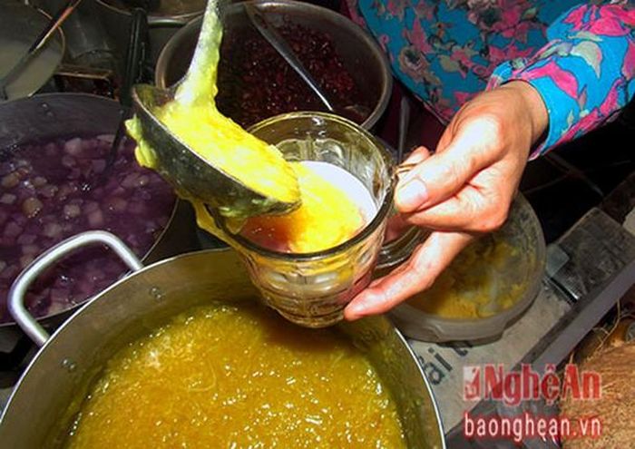 Chè được nấu và bán trong ngày