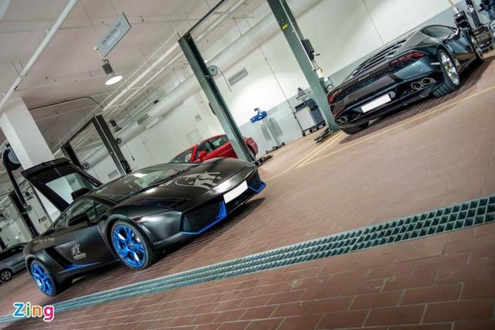 Cặp đôi Lamborghini Gallardo SE và Huracan chính hãng đầu tiên tại Việt Nam.