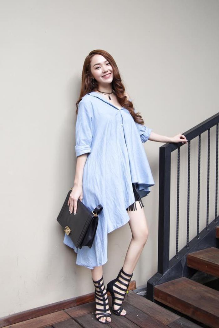 Đây cũng là tông màu ưa thích thường xuyên được Minh Hằng lựa chọn.