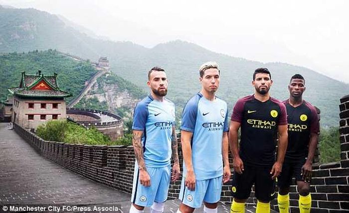 Mẫu áo mới của Man City