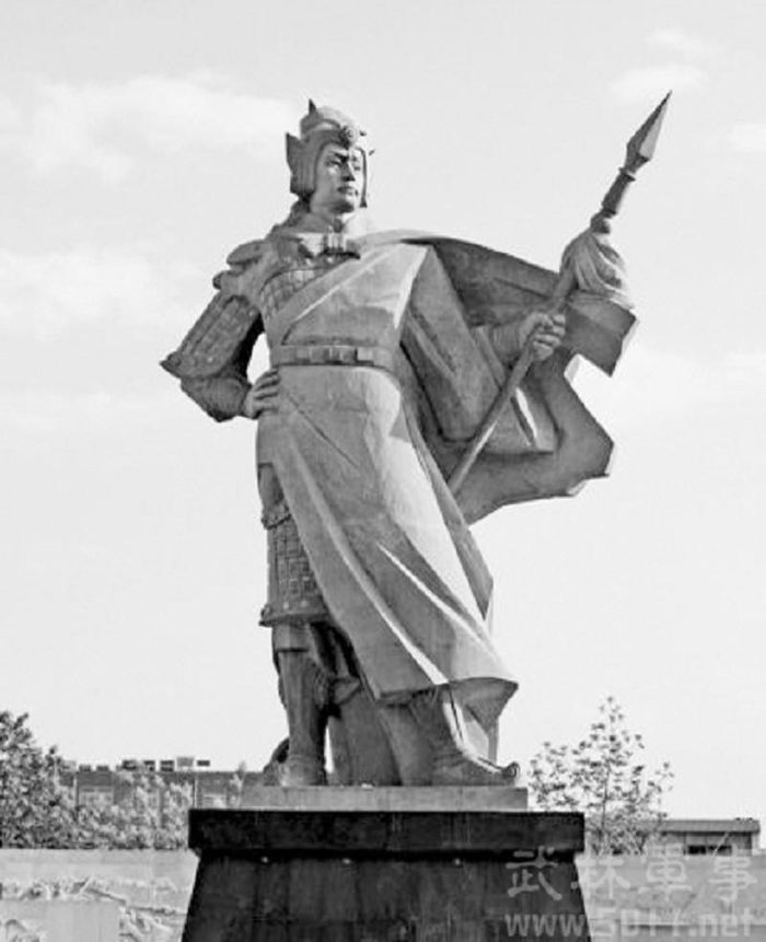 Tượng Triệu Vân 