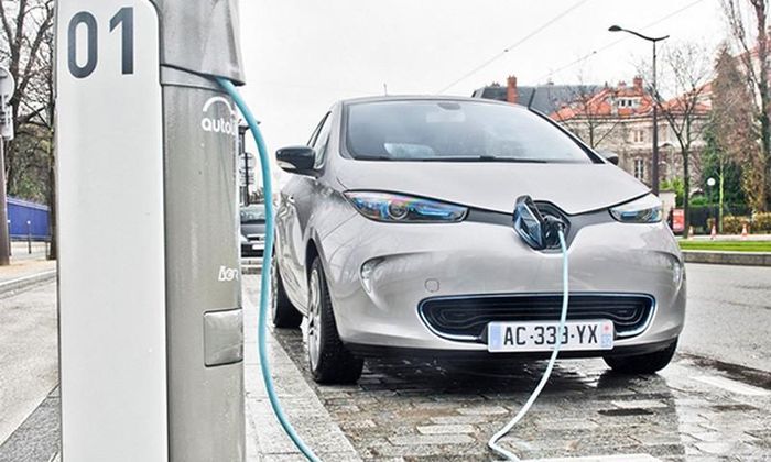 Trong nửa đầu năm 2016, Renault đã bán được hơn 15.000 xe điện (không kể Twizy), tăng 32% so với năm ngoái. 