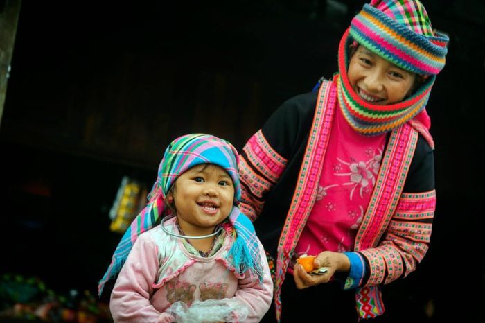 Em bé dân tộc ở Sìn Hồ, Hà Giang. Ảnh: Mytour.