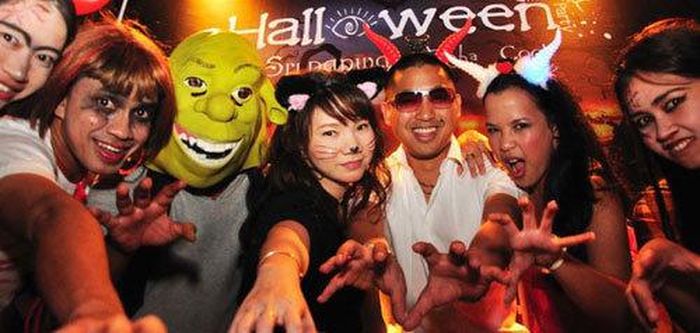 Người Thái Lan ăn mừng Halloween. (sripanwa.cn)