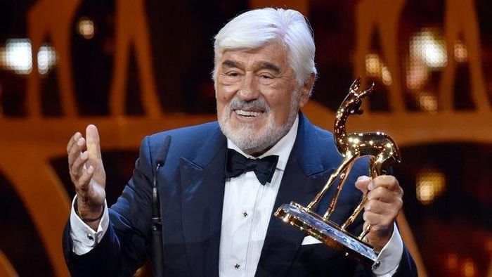  Diễn viên Mario Adorf được trao giải Bambi 'Living'. (Nguồn: rbb-online.de) 