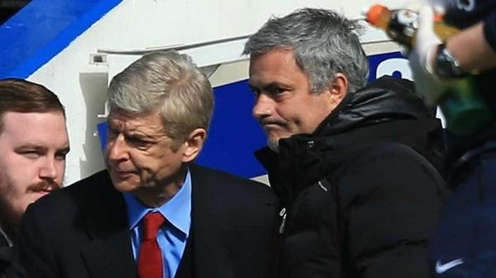 .. và cuộc chiến trên băng ghế chỉ đạo giữa Mourinho và Wenger