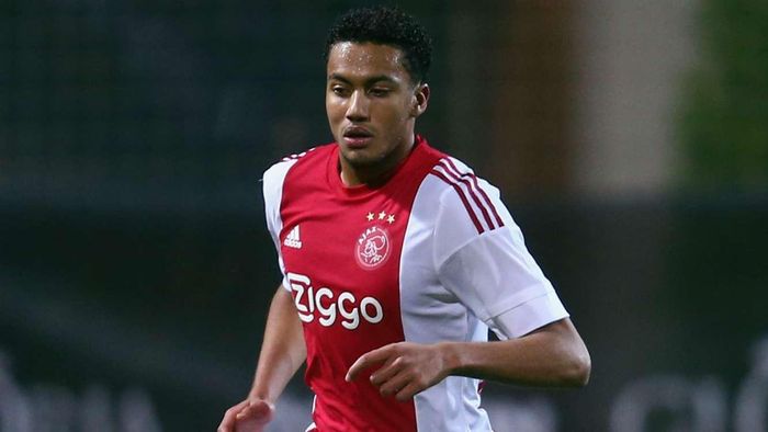Jairo Riedewald là thế hệ tương lai của bóng đá Hà Lan ở vị trí trung vệ. Trong 8 trận đấu, anh có đến 30 lần ngăn chặn thành công các tình huống lên bóng của đối phương. Lần cuối được gọi vào tuyển là tháng 9 năm 2016 trong trận gặp Hy Lạp.