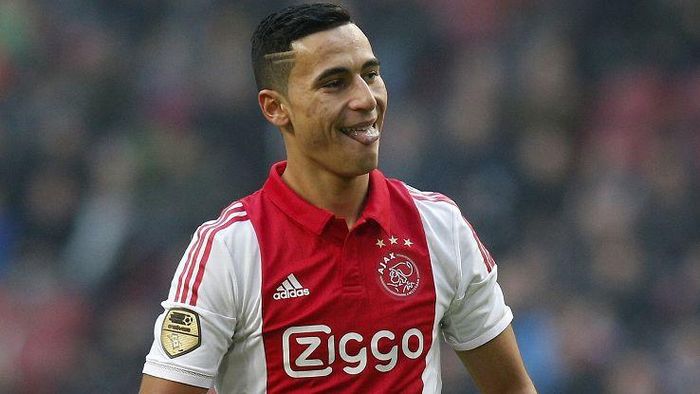 Anwar El Ghazi là cầu thủ có số lần đi bóng thành công mỗi trận nhiều nhất tại Eredivisie. Anh đã có 2 lần kiến tạo trong 7 trận đã thi đấu.