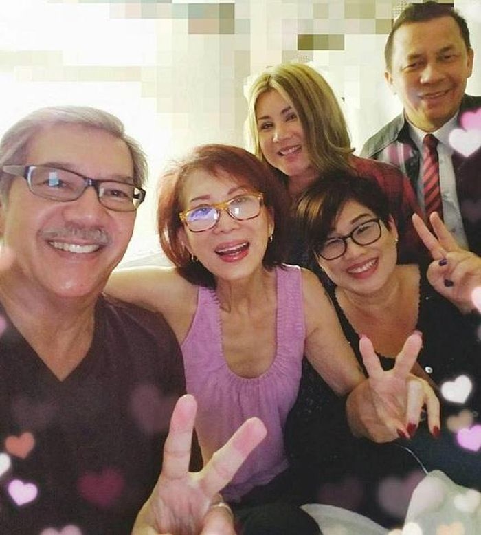 MC Kỳ Duyên vui vẻ vì mẹ đã khỏe hơn: “Hôm nay mẹ khỏe và tươi hơn”.