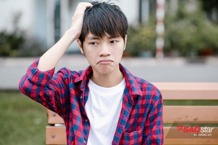 Bá Hưng tiết lộ, trong số hàng loạt những cô gái từng là người yêu của mình, chưa có ai nhỏ tuổi hơn cậu.