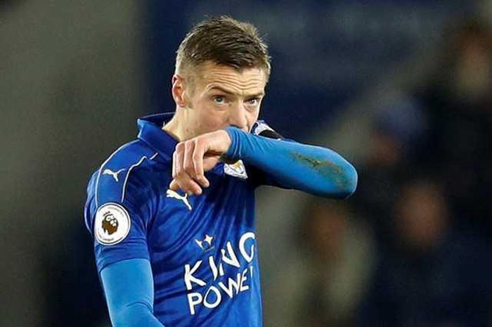  Hình ảnh bất lực của Jamie Vardy 