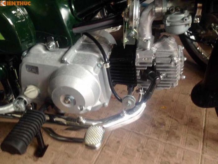 Động cơ này đem tới cho chiếc xe công suất tối đa 6 mã lực và mô-men xoắn cực đại 5,2 Nm. Ở thế hệ này, Honda vẫn chưa trang bị cho chiếc xe bộ đề ở phiên bản bán tại Nhật. Tuy nhiên ở nhiều thị trường khác, bộ đề đã xuất hiện từ khá lâu.