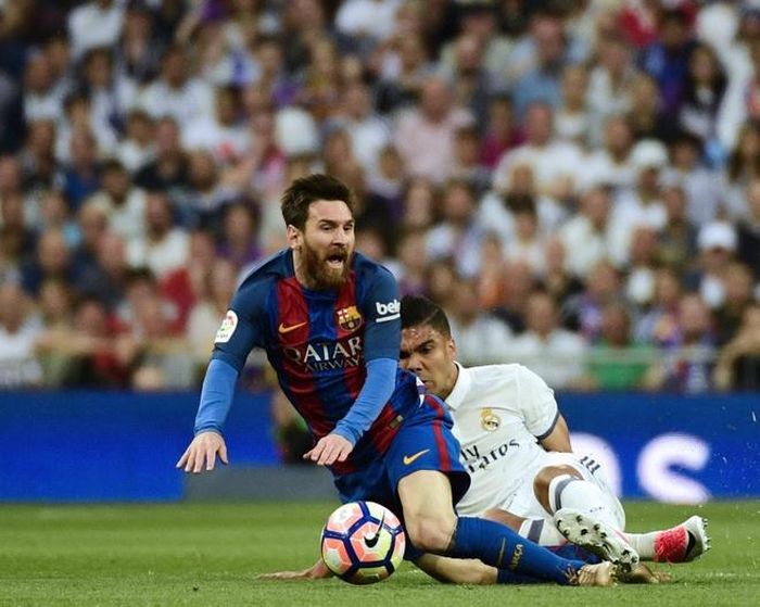 Thống kê về Messi sau trận: 34 đường chuyền thành công, 7 lần qua người, 6 lần bị phạm lỗi, 6 cú sút và 2 bàn thắng. 