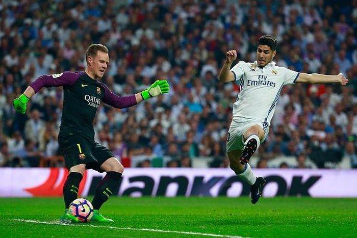 Thủ thành Ter Stegen có trận đấu hay nhất kể từ khi khoác áo Barca. Ảnh: Getty Images.
