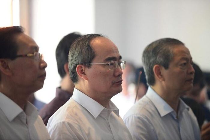 Ông Nguyễn Thiện Nhân, sinh ngày 12/6/1953, quê tại Trà Vinh có học vị tiến sĩ, học hàm giáo sư. Ông Nhân là Ủy viên Trung ương Đảng khóa X, XI, XII; Ủy viên Bộ Chính trị khóa XI, XII; Chủ tịch Ủy ban Trung ương Mặt trận Tổ quốc Việt Nam khóa VII; Đại biểu Quốc hội khóa X, XII, XIII, XIV.