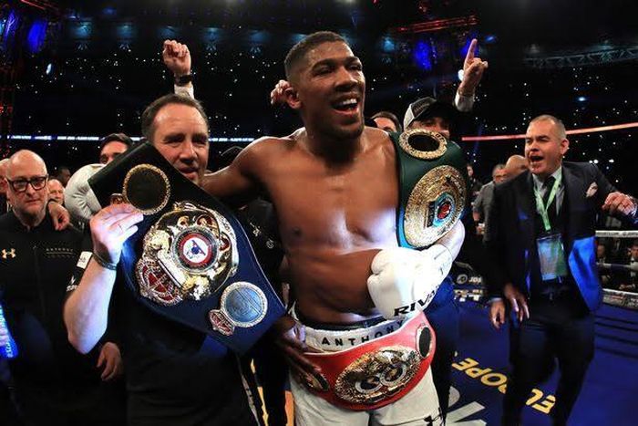  Anthony Joshua là đương kim vô địch quyền anh hạng nặng thế giới.