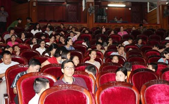 Lễ tuyên dương không chỉ khen thưởng con em mà còn giúp động viên CBCS trong CAQ Ba Đình yên tâm công tác