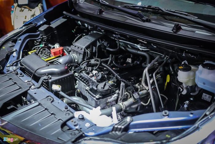 Avanza có các tùy chọn động cơ 1.3L và 1.5L, cùng với đó là tùy chọn số sàn và số tự động.