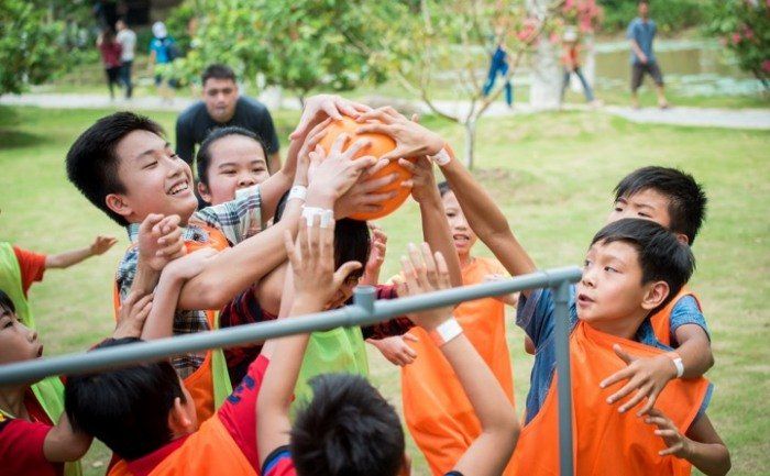  Chơi hết sức, vui hết mình. 