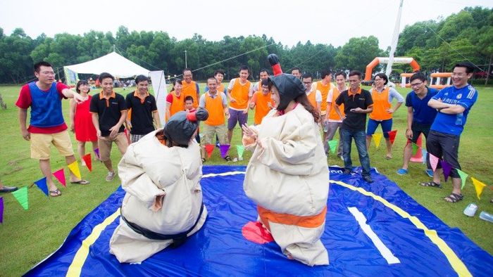  Đừng lo ngại về hình thể của mình, ai cũng có thể trở thành Sumo. 