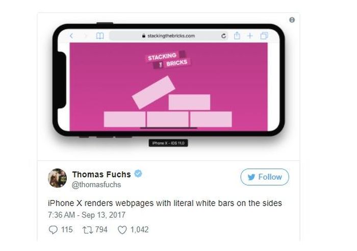 Mở trang web, iPhone X để lại 2 dài màu trắng khá xấu ở các cạnh trên, dưới. 