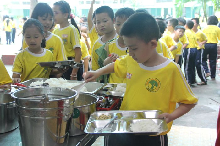  Tự phục vụ bữa ăn của mình