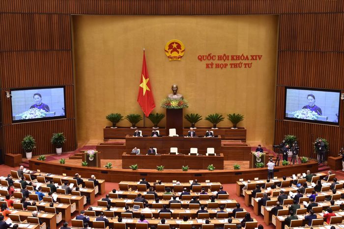 Chủ tịch Quốc hội Nguyễn Thị Kim Ngân phát biểu khai mạc kỳ họp 4, Quốc hội khóa XIV. Ảnh: VGP