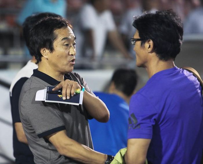 HLV Park Hang-seo đã "cắm" hai trợ lý của mình ở trận derby Sài Gòn.