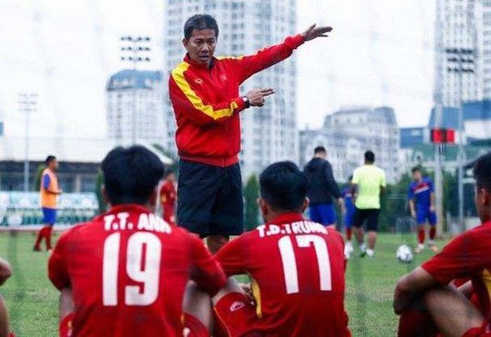 Các học trò HLV Hoàng Anh Tuấn đã có chiến thắng khá vất vả trước U19 Macau.