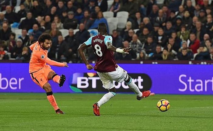 Mohames Salah khép lại một ngày thi đấu thăng hoa với cú dứt điểm quyết đoán ở phút 75 ấn định thắng lợi 4-1 cho "The Kop" ngay tại London.